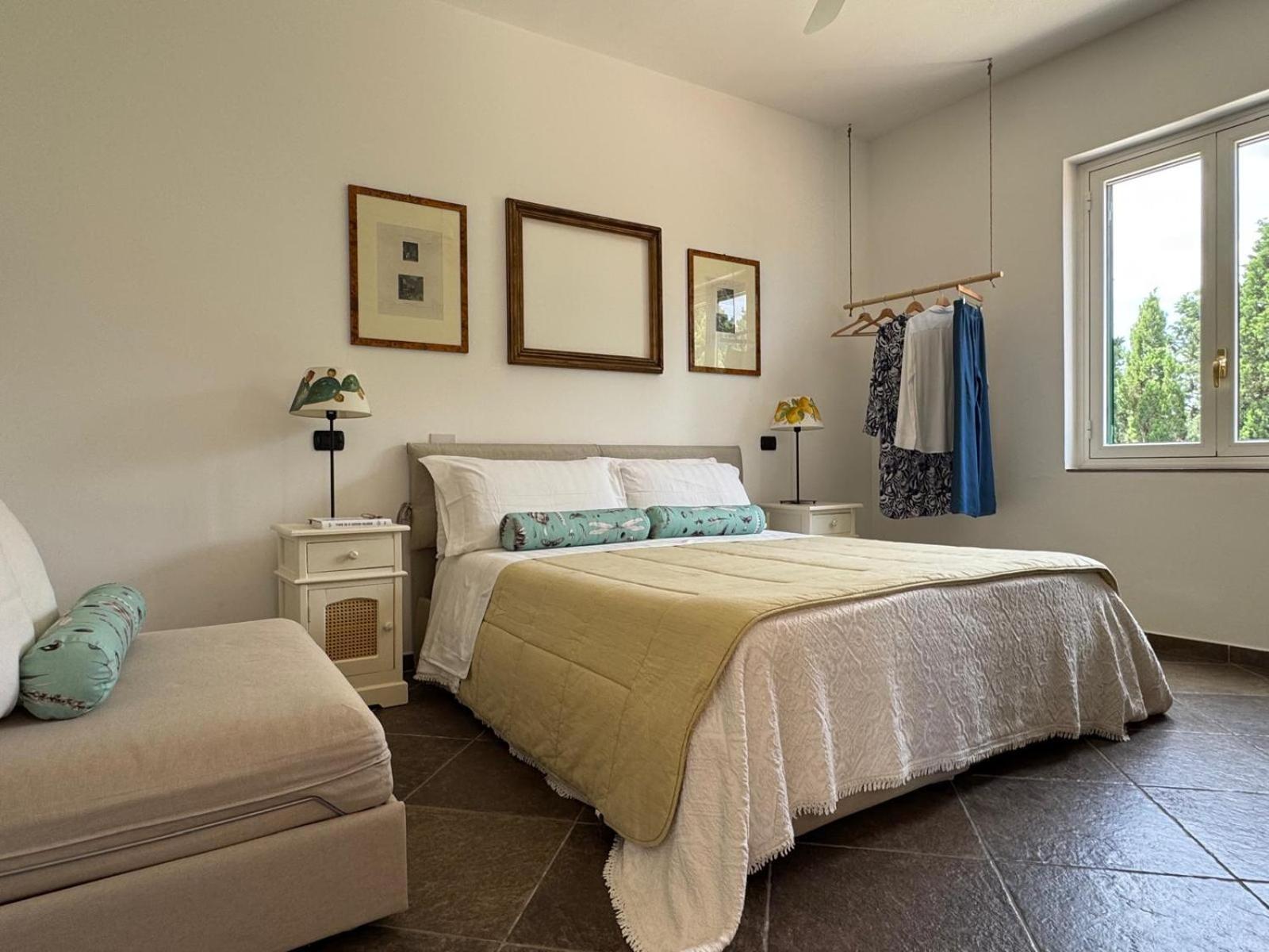 B&B Don Gaspano Pace Del Mela Екстериор снимка